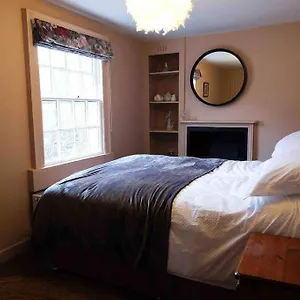 Regency 10 Minutes From Centre Bath